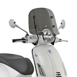 Smoked windshield GIVI 28.5x45.5cm for PIAGGIO Vespa Primavera 50/125/150
