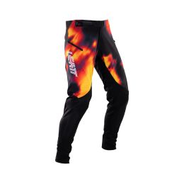 LEATT Gravity 8.0 MTB Technische Hose Heatmap Rot Vier-Wege-Kurve