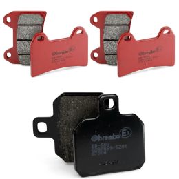 Kit de plaquettes de frein BREMBO 2 paires avant 07BB19SA et 1 paire arrière 07004 CC