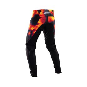 Pantaloni tecnici MTB LEATT Gravity 8.0 rosso heatmap precurvata 4 direzioni