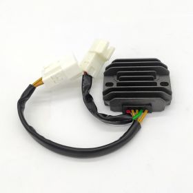 Régulateur de tension MAGNETI MARELLI 12V 2 connecteurs pour PIAGGIO