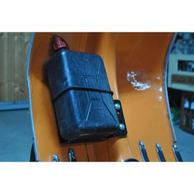MRP Ölzylinderstütze/Inneres linkes Schild aus Edelstahl für Vespa 50 Special