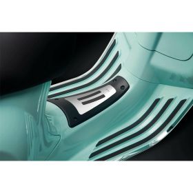 Copripedana RIZOMA argento/nero per Vespa Primavera/Sprint