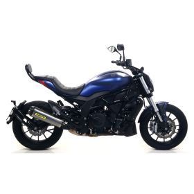 ARROW Slip-On-Auspuff aus Titan mit Carby-Endkappe für Benelli 502 c