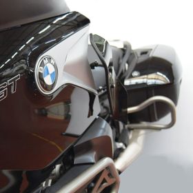 ISOTTA verstellbare obere Windabweiser in rauchgrau für BMW