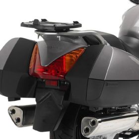 Portapacchi Monokey GIVI E215 con piastra