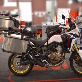 Telai laterali Monokey Cam-Side GIVI PL1144CAM