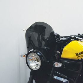 Kit cupolino basso ISOTTA fumè scuro omologato ABE per YAMAHA XSR con attacchi
