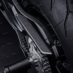 Copri catena in carbonio - opaco Lightech compatibile con Mv agusta brutale675