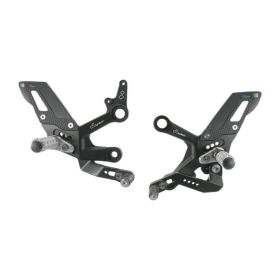 Pedane regolabili con poggiapiedi snodati Lightech per KTM Duke790 e Duke890r