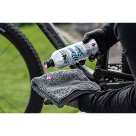 MUC-OFF 947 MOTORCYCLE CLEANING PART