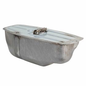 7.5-liter oil-treated metal tank for safe storage