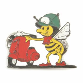 Vespa Wasp Pin 34x28mm