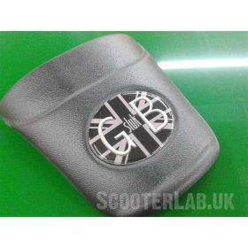 Paraspruzzi SLUK Guard Ultra/Tail GB in plastica bianca con viti incluse