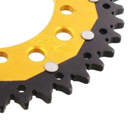 ZF Couronne 40 Dents Pas 520 Or Noir Double ZFD-703-40-GLD pour Aprilia